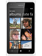 Nokia Lumia 900 Photos